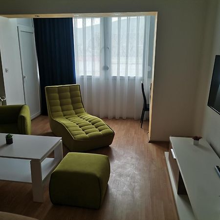 Calla 5 Apartment - Main Square, In The City Shopping Center - Parking Slot With Security And Video Camera Скоп'є Екстер'єр фото